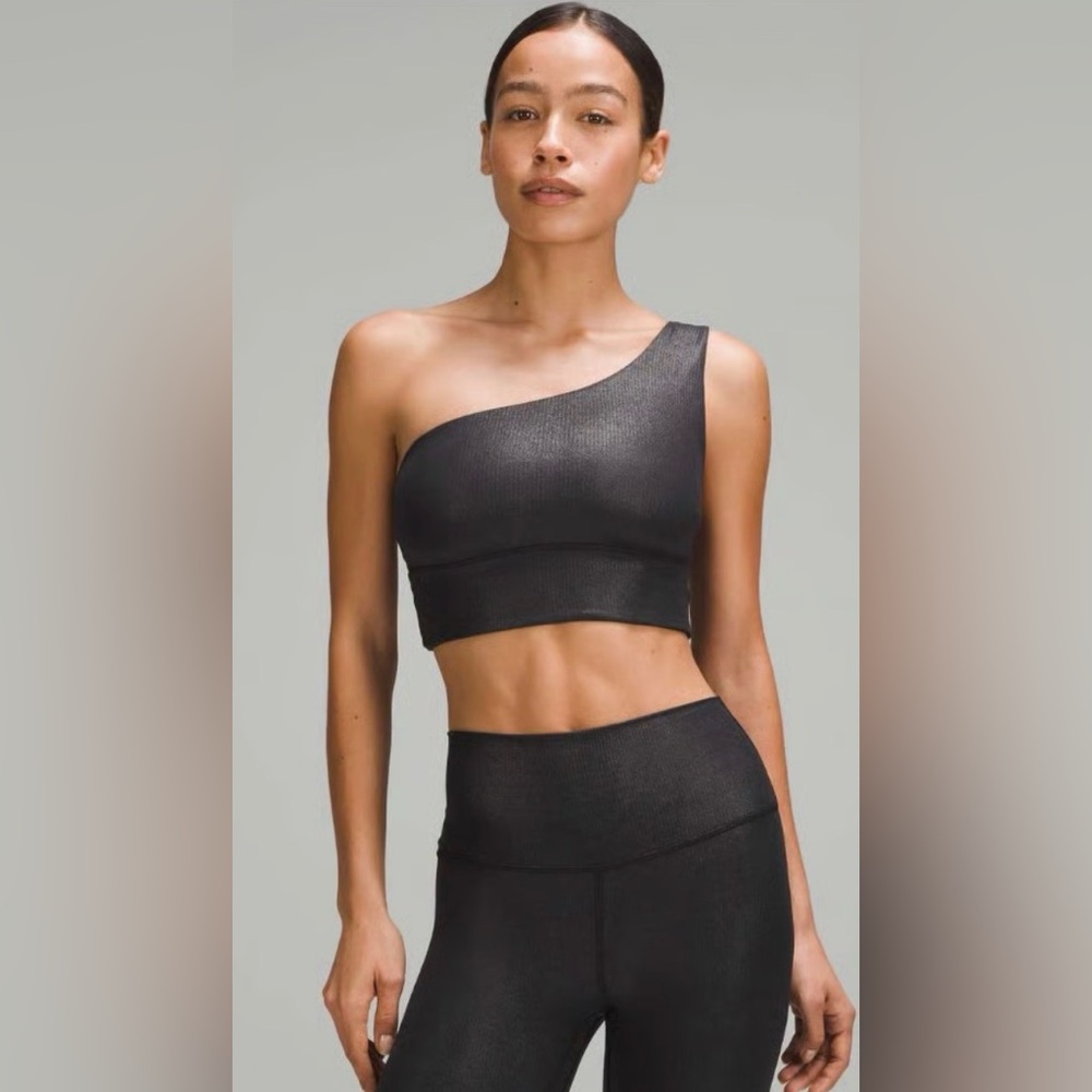 Lululemon Align Asymmetrical Ribbed Bra *Light Support C/D Cup Shine (Size 8)